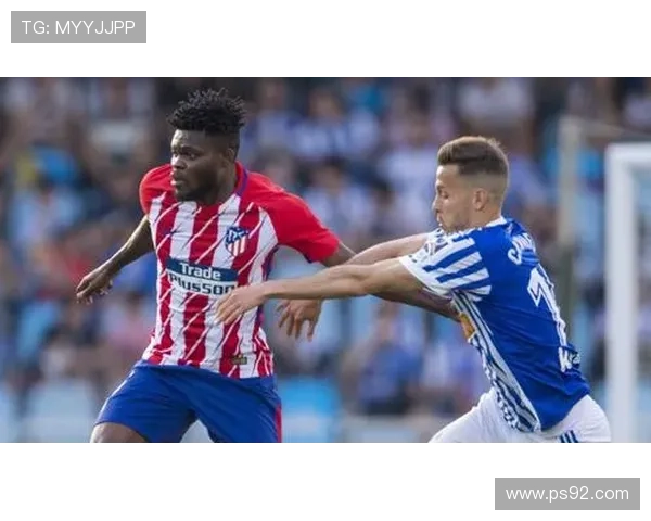 马竞领先球迷悠闲看台做三明治