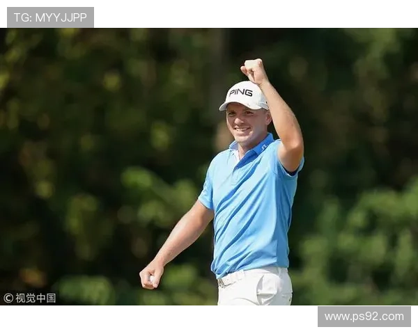 [高尔夫]球员锦标赛决赛轮布拉德利交好运 13号洞一杆进洞.