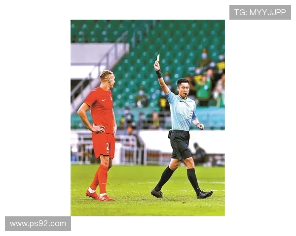 马宁四官身份执法亚冠决赛 周飞担任边裁